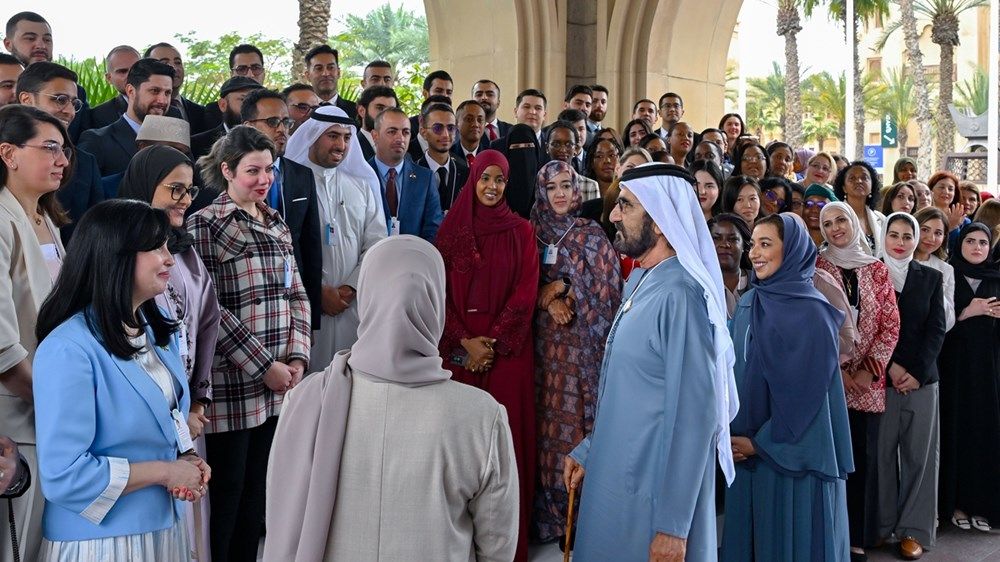 بحضور محمد بن راشد.. تخريج منتسبي برنامجي المدراء الحكوميين وقيادات حكومات المستقبل في العالم العربي