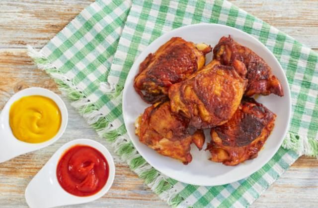 هدد بالانتحار شنقاً .. فأنقذه رجال الشرطة بـ «البرياني»