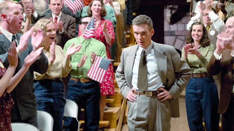 الامارات | مكافأة جديدة لـ «أوبنهايمر» تقرّب نولان من لقب طال انتظاره