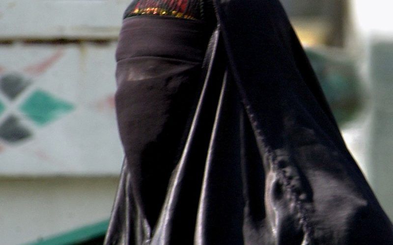 سيدة سعودية تشتري بيت مسكون في جدة بسعر مغري والنهاية صادمة!