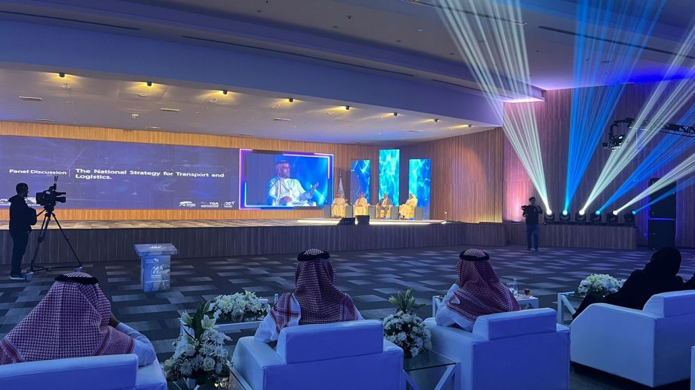 تدشين أول منصة إلكترونية حاضنة أعمال اللوجستيات والتحول الرقمي بالمملكة