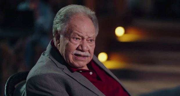 بالفيديو – يحيى الفخراني “يوتيوبر” في “عتبات البهجة”