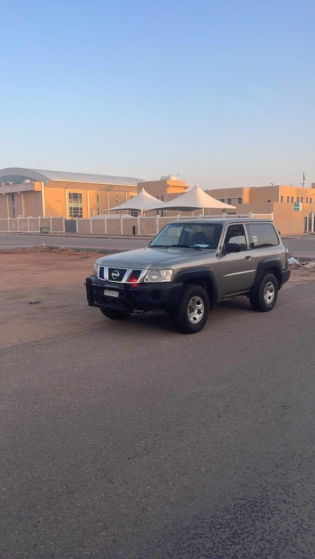 في أول أيام الاختبارات.. تَواجد ميداني بالطرق والتقاطعات وقرب المدارس لـ"مرور شقراء"