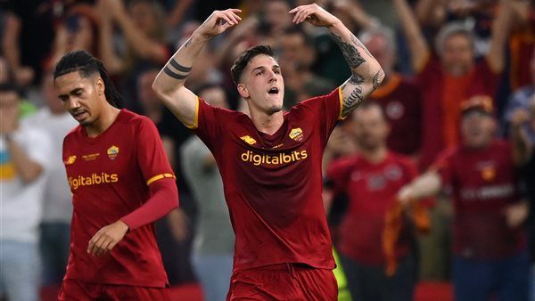 تاريخ مواجهات روما وفينورد الهولندي قبل صدام اليوم