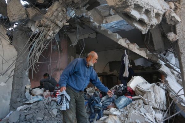 العدوان على غزة.. الاحتلال يرتكب 9 مجازر جديدة وتحذير من كارثة إنسانية بمجمع ناصر الطبي