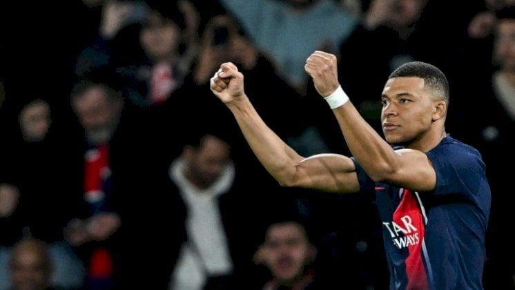 مبابي وباركولا يمنحان الأفضلية لسان جرمان على سوسييداد