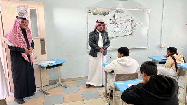 لـ200 ألف طالب وطالبة.. "مدير تعليم الطائف" يتفقد سير اختبارات الفصل الدراسي الثاني