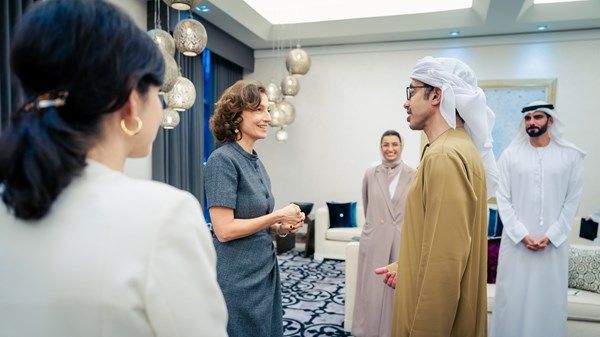 عبدالله بن زايد يلتقي مديرة "اليونسكو"