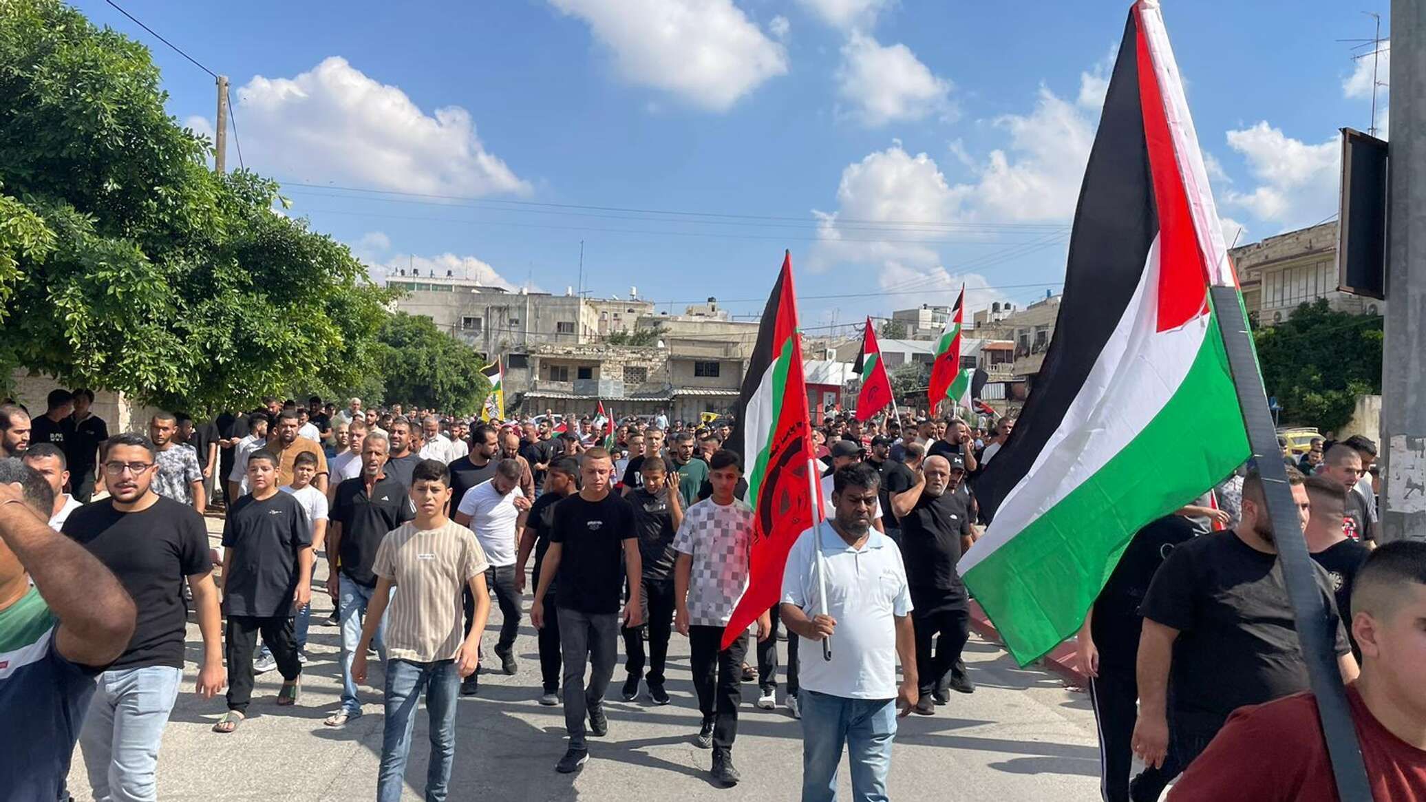 الفصائل الفلسطينية تدعو المواطنين "للنفير العام والاشتباك والمواجهة مع الاحتلال الإسرائيلي"