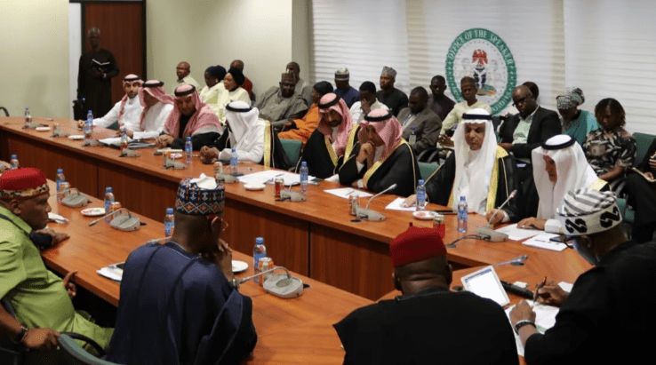 السعودية | وفد مجلس الشورى يبحث تعزيز العلاقات البرلمانية مع مجلس الشيوخ بجمهورية نيجيريا الاتحادية