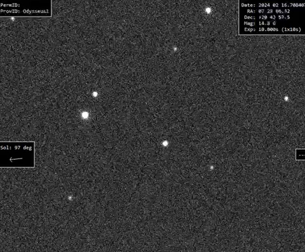 "الختم الفلكي" يُصوِّر مركبة قبل طريقها للهبوط المتوقع على القمر 24 فبراير القادم