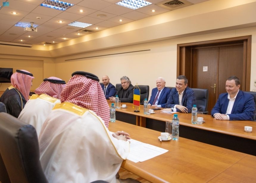 نائب وزير الخارجية يلتقي وزير النقل الروماني - واس