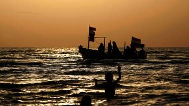 الخليج اليوم .. هجوم بالصواريخ على السفن.. سؤال هندسي بجامعة إب يثير عاصفة