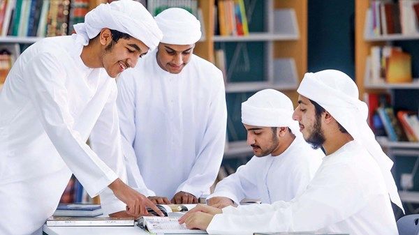 «التربية»: «تعديل الاختصاص» الجامعي لطلبة الثاني عشر لغاية 30 أبريل
