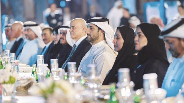سلطان بن أحمد يشهد حفل «خريجي جامعة الشارقة»