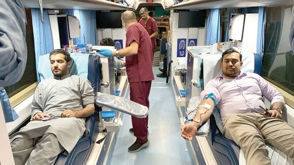 «الإمارات للسرطان» تزور المصابين والمتعافين