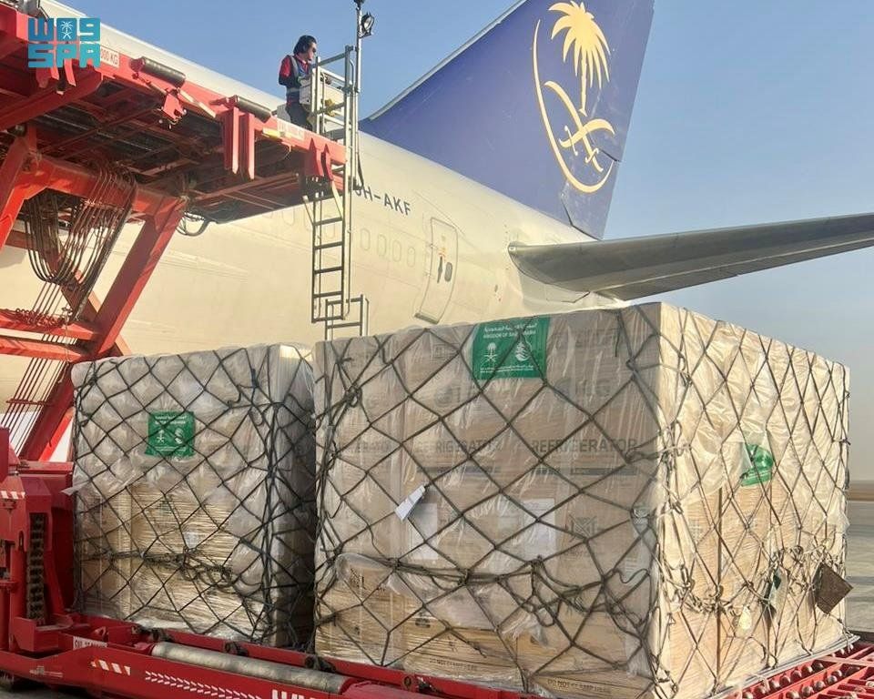 السعودية | مغادرة الطائرة الإغاثية السعودية السابعة التي يسيرها مركز الملك سلمان للإغاثة تحمل مساعدات المملكة للشعب الأوكراني
