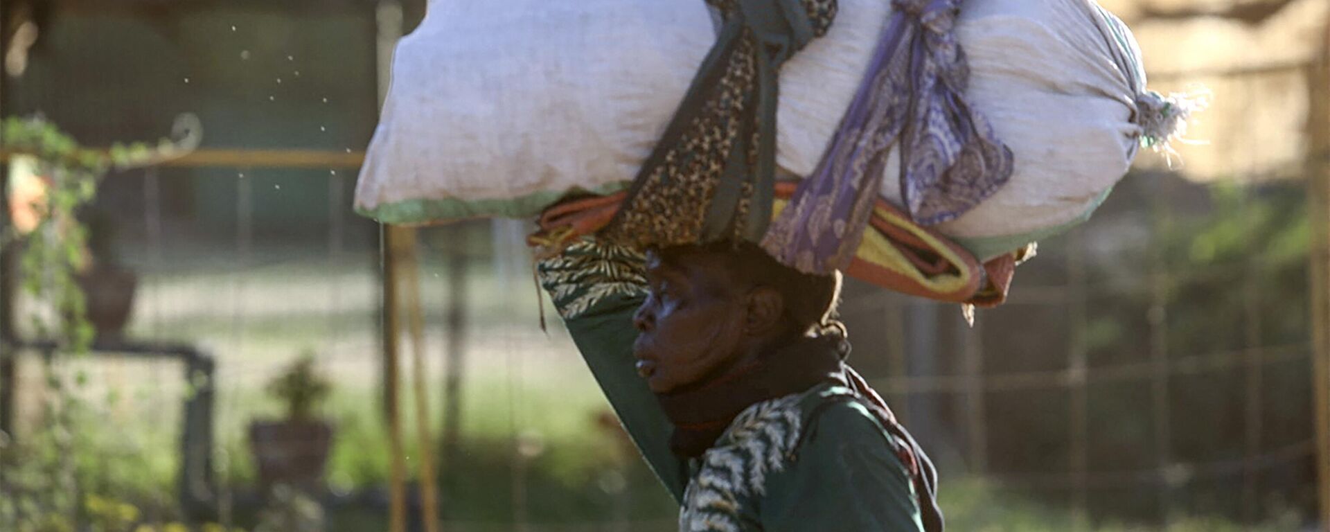 مسؤول تشادي يحذر من مخاطر غذائية وأمنية بسبب أعداد اللاجئين السودانيين