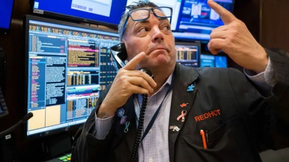 تأجيل خفض أسعار الفائدة يثير مخاوف مستثمري الأسهم الأمريكية