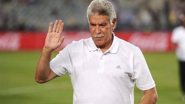 شبانة ينتقد الهجوم على حسن شحاتة