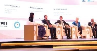 البترول: إعادة تحديث الاستراتيجية للوصول بالطاقات المتجددة لـ60% عام 2030