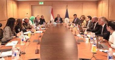 وزير السياحة يلتقى مسئولى شركة META العالمية للاستفادة من التقنيات التكنولوجية