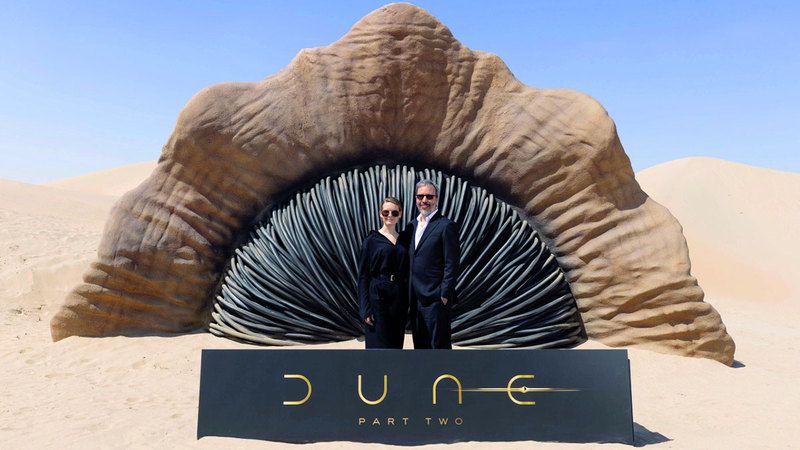 الامارات | أبوظبي تحتفي بالعرض الأول لفيلم «كثيب 2»