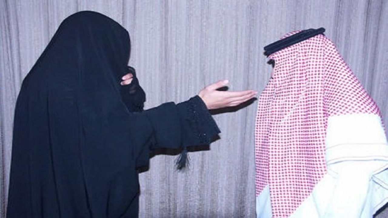 مختص: الخُلع ضرورة وظاهرة صحية .. فيديو