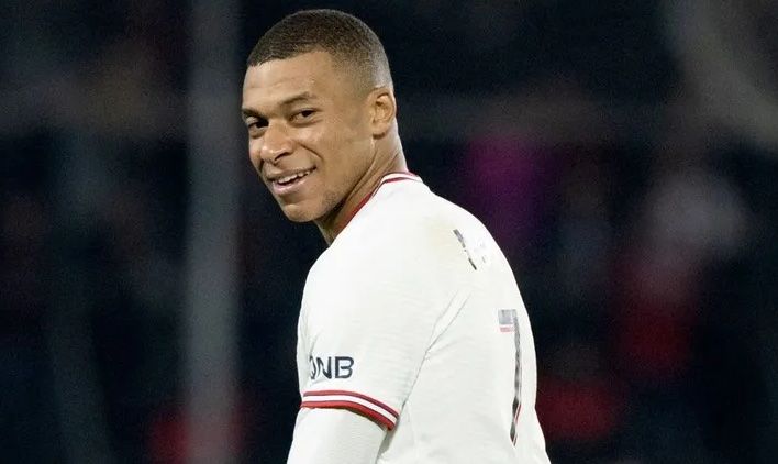 الامارات | تعرف إلى رقم كليان مبابي الجديد مع ريال مدريد