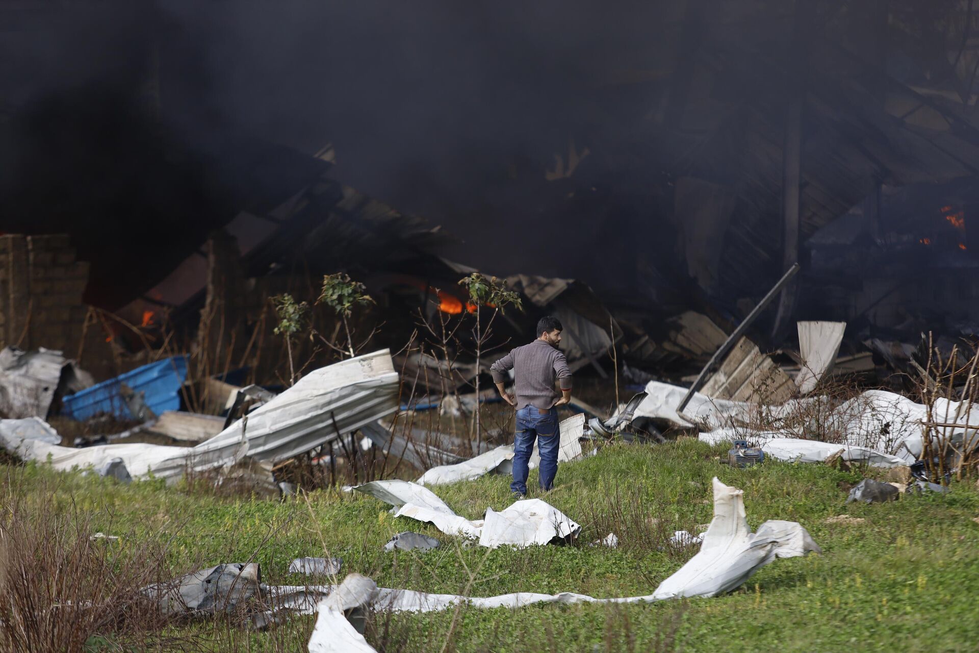 جولة ميدانية على المنشآت في الغازية "لدحض زيف ادعاءات إسرائيل بوجود مستودع أسلحة لحزب الله"