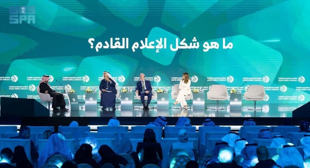 في عصر الذكاء الاصطناعي.. ما شكل الإعلام القادم؟