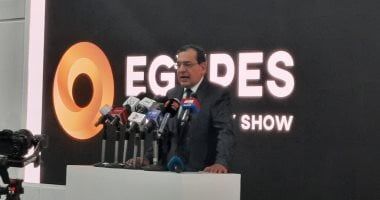 وزير البترول: عقد استيراد النفط الخام من العراق يجدد سنويا