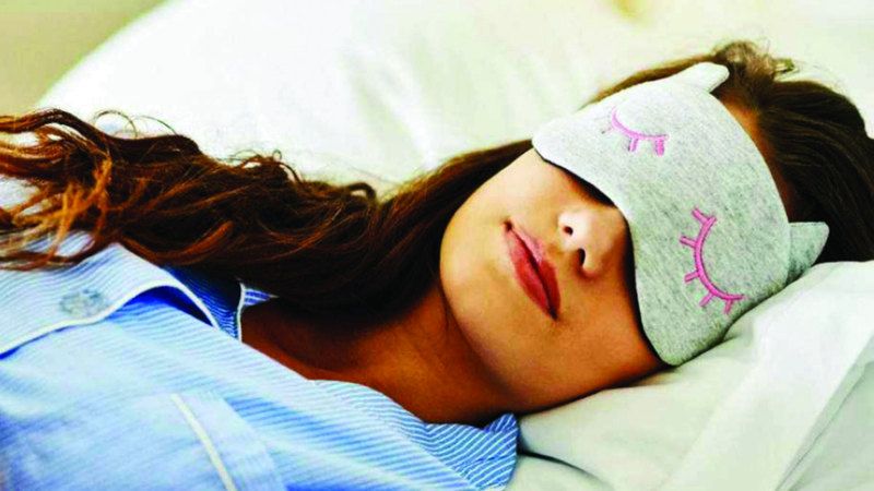 الامارات | أخصائي في طب النوم يحذر من عادة سيئة