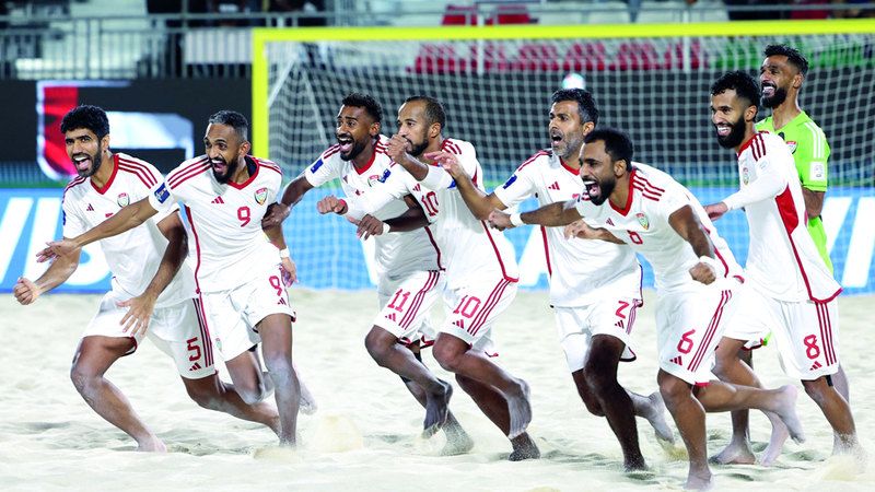 الامارات | الأبيض يهزم إيطاليا في «مونديال الشاطئية»