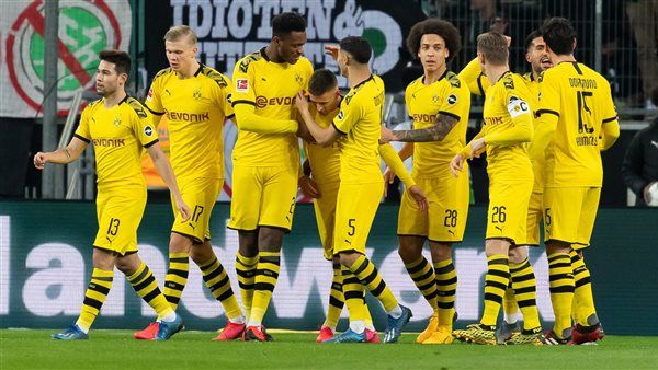 بوروسيا دورتموند يتعادل إيجابيًا مع آيندهوفن بدوري أبطال أوروبا