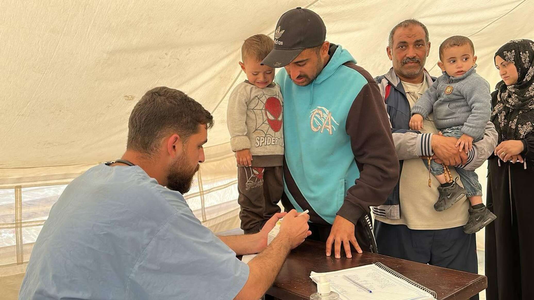 "أطباء بلا حدود" تحذر من الاجتياح الإسرائيلي لرفح: سيحولها إلى "مقبرة"