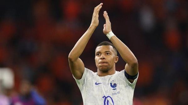 مبابي في برشلونة و"غليان" في ريال مدريد