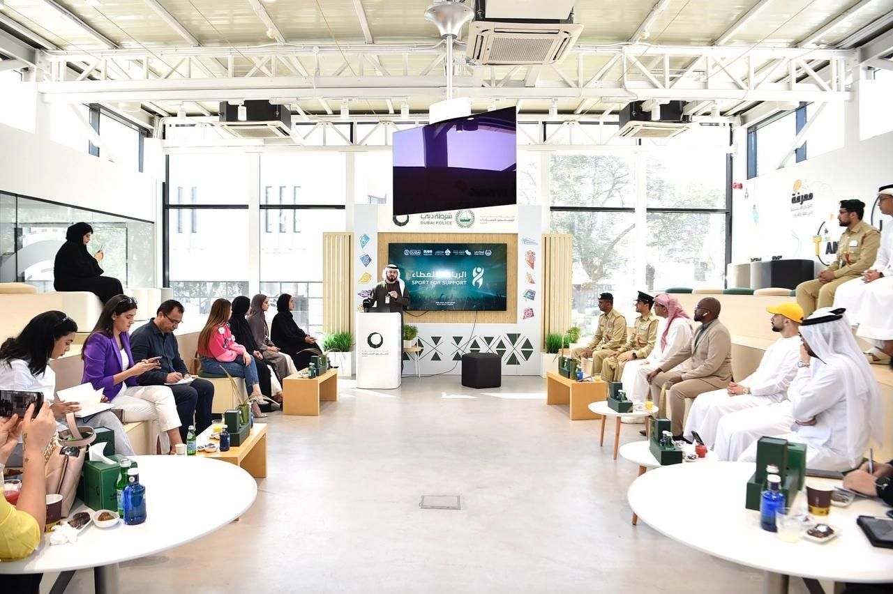 الامارات | تزامنا مع شهر رمضان المبارك.. شرطة دبي تُطلق حملة "الرياضة للعطاء"