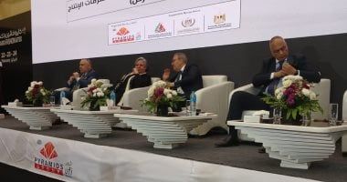 عضو مجلس إدارة غرفة الملابس: مصر ستتخطى أزمة الدولار ولدينا إنتاج ينافس بأسواق أوروبا