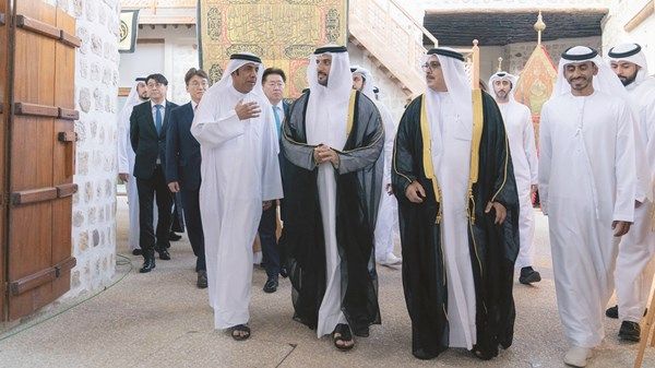 سلطان بن أحمد: تنوع وثراء في الموروث الثقافي للدولة