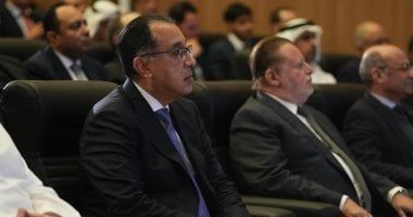 رجال الأعمال يعددون مزايا أكبر صفقات استثمارية فى تاريخ القطاع العقارى.. عبير عصام: تشجع استقطاب استثمارات أجنبية.. "الزيات": رسالة على جدية مساهمة القطاع الخاص فى الاقتصاد.. نيفين عبد الخالق: تحل أزمة الدولار