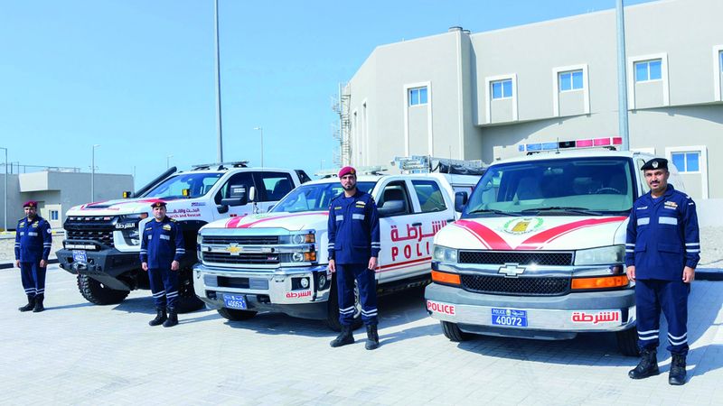 الامارات | إنقاذ 7 أشخاص ضلوا طريقهم بوادي شحّة