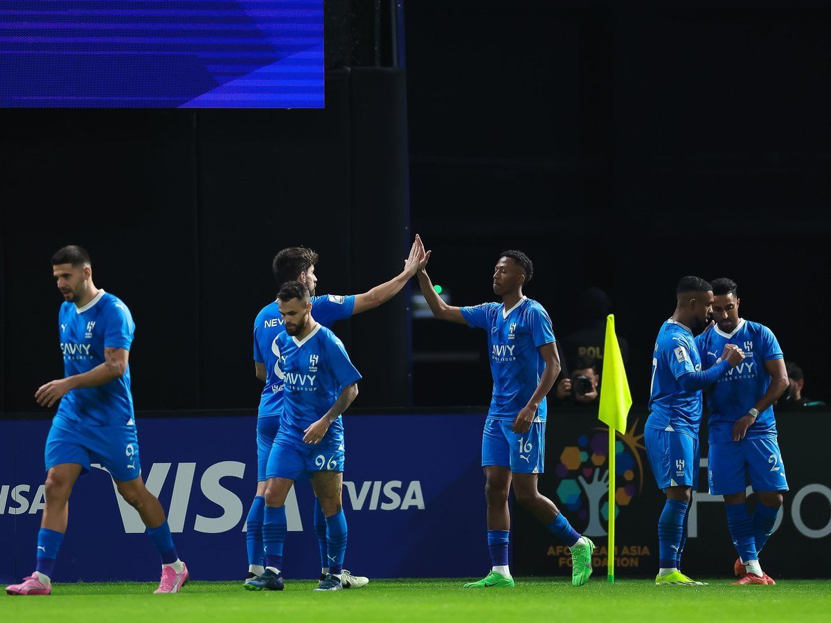 صحف ومواقع عالمية "الهلال لا يمكن إيقافه".. أربع مباريات فوز تفصله عن دخول موسوعة غينيس