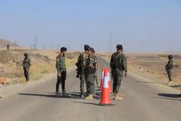 الخليج اليوم .. فتح الطريق الرابط بين مأرب وصنعاء.. من جانب واحد