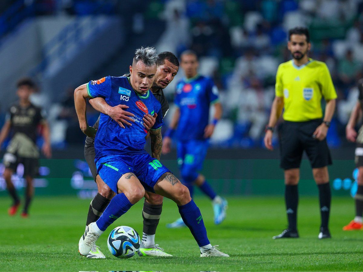 دوري روشن للمحترفين: التعادل الإيجابي يحسم مواجهة ضمك مع الفتح