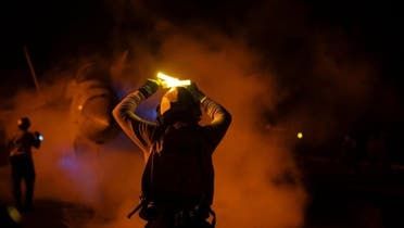 الخليج اليوم .. مسؤولون أميركيون: الحوثيون يعززون مخزونهم من السلاح رغم الغارات