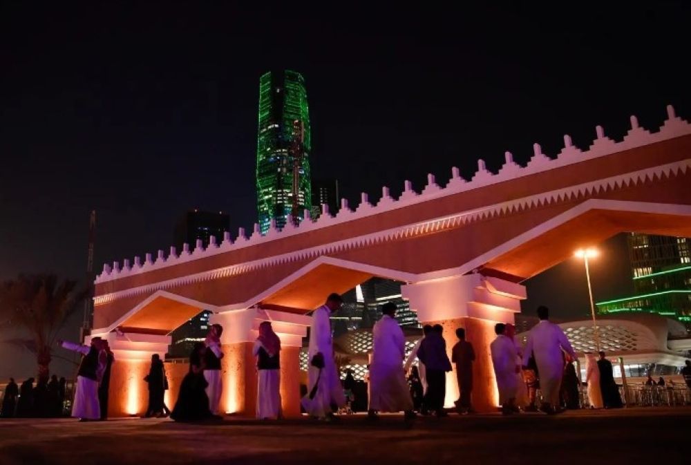 بالصور.. فعالية "مسار التاريخ" تروي بطولات الدول السعودية الثلاث