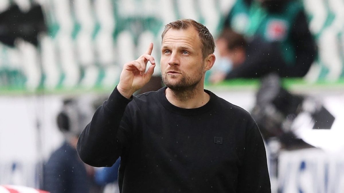 أندية تستبدل مدربيها مرتين خلال الموسم