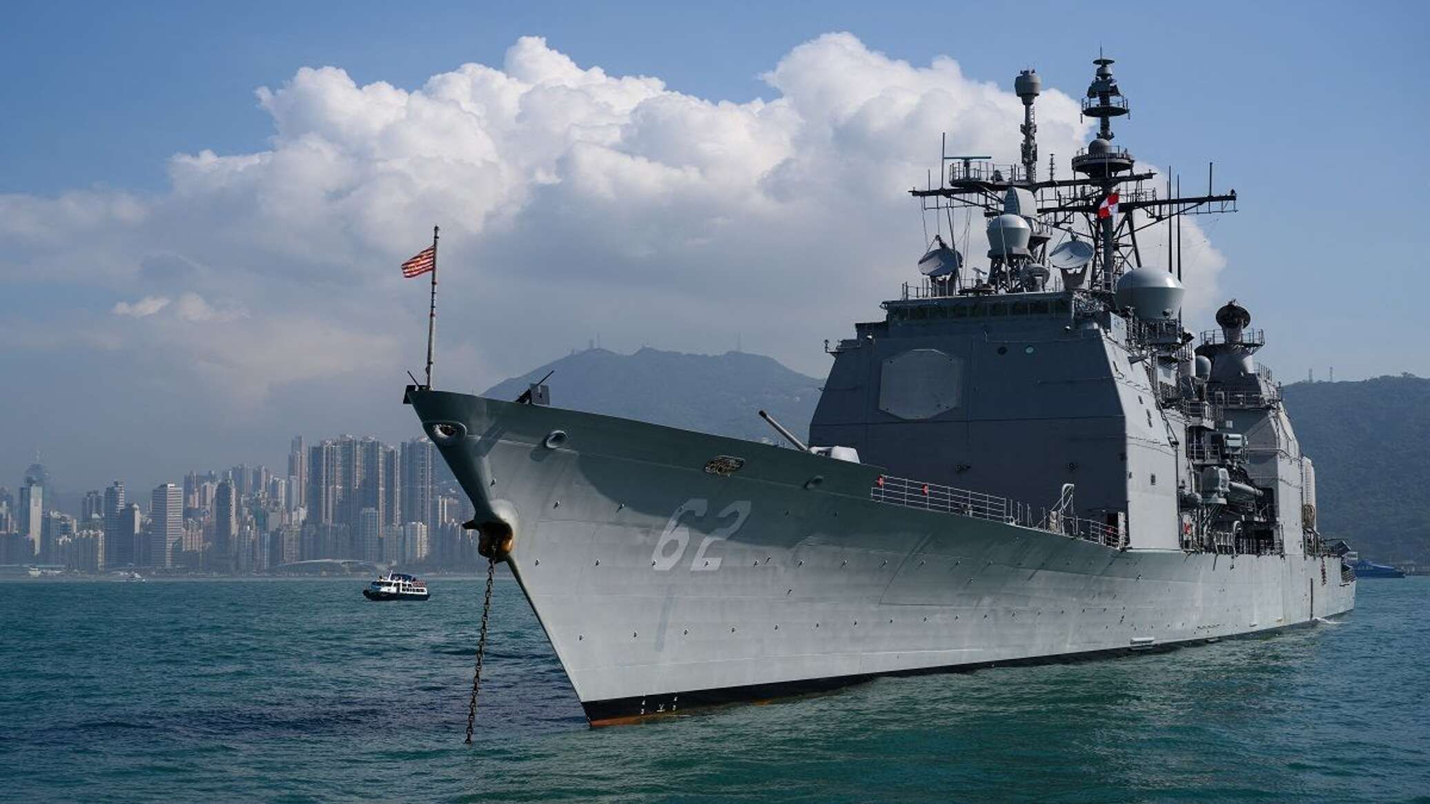 القيادة المركزية الأمريكية تعلن اعتراض صاروخ مضاد للسفن لـ"أنصار الله"