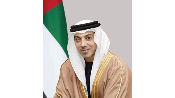 منصور بن زايد يهنئ خادم الحرمين الشريفين بمناسبة يوم التأسيس